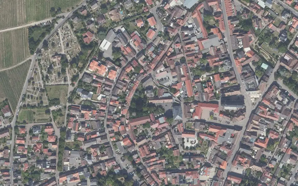 Luftbild der Umgebung von Pfarrgut Deidesheim in Deidesheim