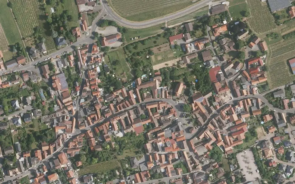 Luftbild der Umgebung von Wein- und Sekthaus Georg Messer in Weisenheim am Berg