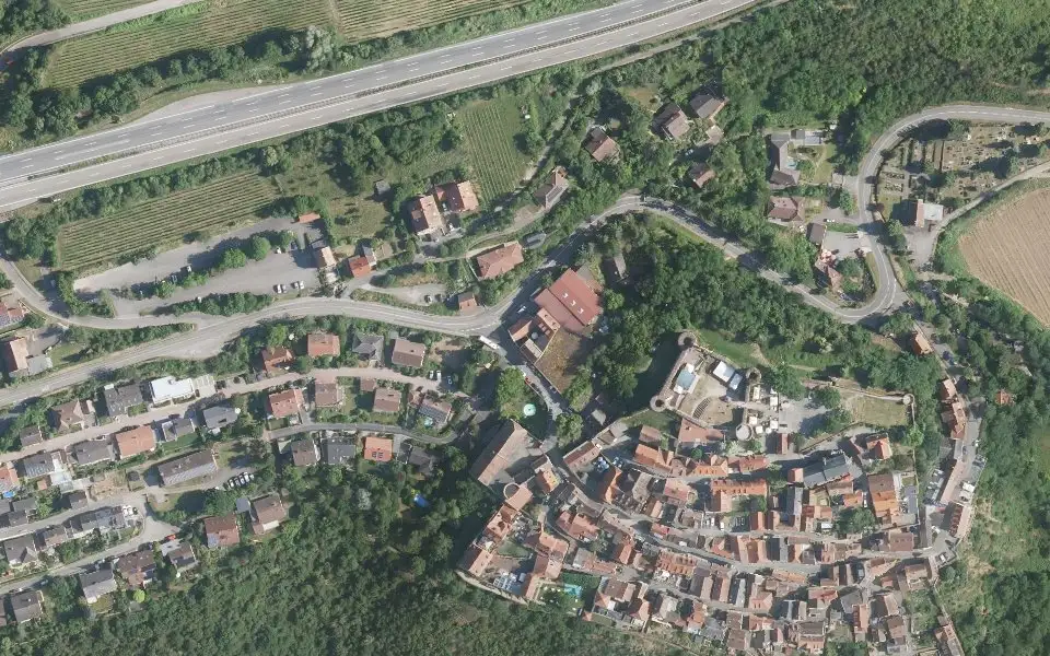 Luftbild der Umgebung von Weingut Franz Nippgen in Neuleiningen