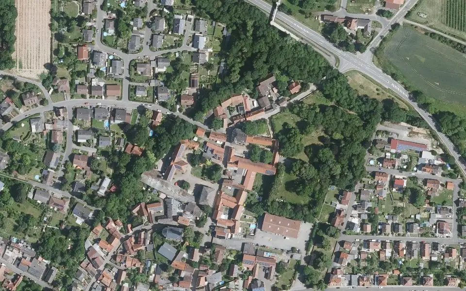 Luftbild der Umgebung von Weingut Janson-Bernhard in Zellertal