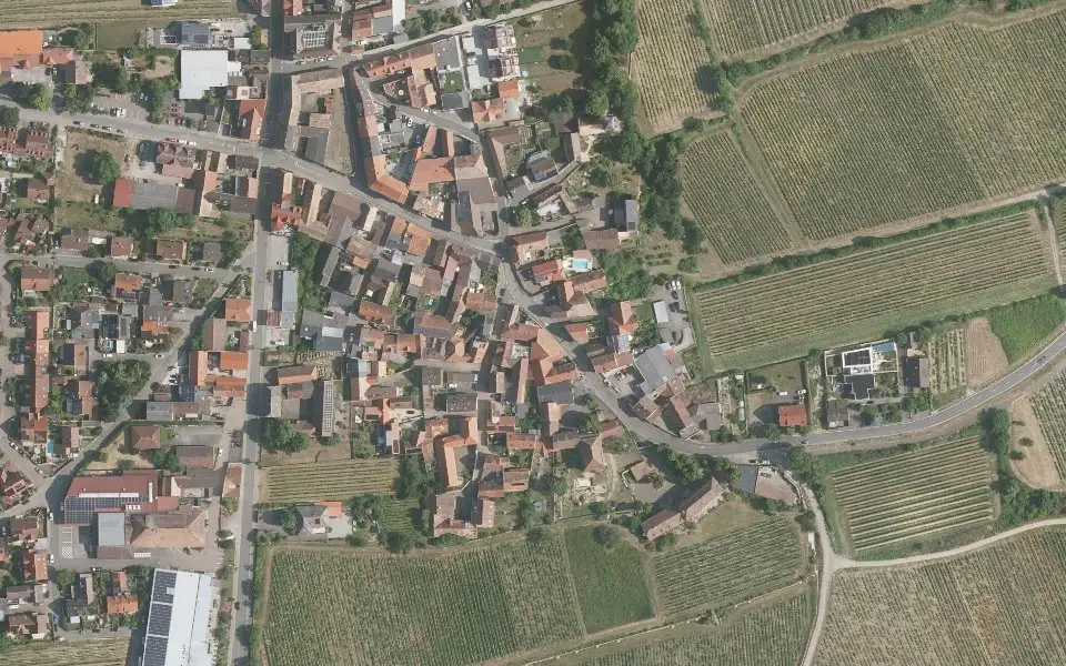 Luftbild der Umgebung von Weingut Schlösser in Herxheim am Berg