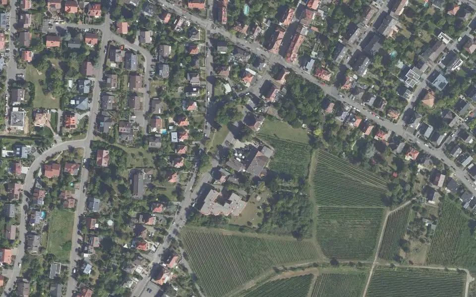 Luftbild der Umgebung von Weinhaus Paul Nickel & Söhne - Weingut Kaiserstuhl Inh.Hans Nickel in Neustadt an der Weinstraße