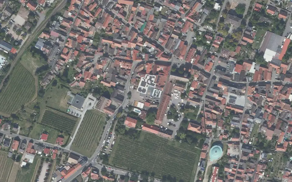 Luftbild der Umgebung von Winzergenossenschaft Weinbiet in Neustadt an der Weinstraße